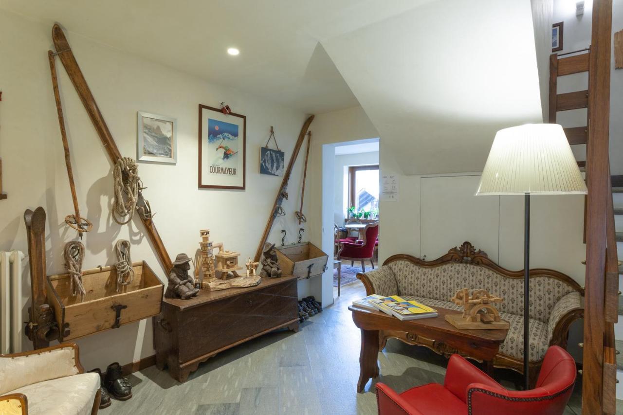 Hotel Berthod Courmayeur Dış mekan fotoğraf